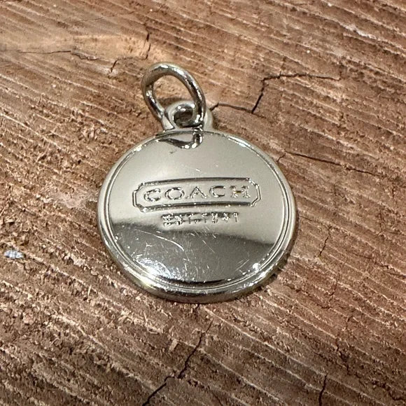 Coach Metal Tag - Picture 4 of 4